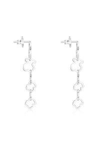 Pendientes de plata con formas geométricas interconectadas, diseño lineal y acabado pulido. Ligeros y con cierre de gancho.