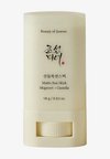 MATTE SUN STICK: MUGWORT + CAMELIA SPF50 - Zonnebrandcrème - -