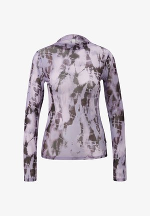 Bluzka z długim rękawem w jasno-fioletowym kolorze z abstrakcyjnym wzorem; wykonana z lekkiego, półprzezroczystego materiału; z okrągłym dekoltem i dopasowanym krojem.