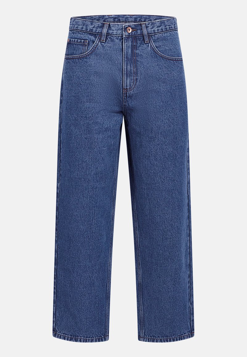 Μπλε τζιν παντελόνι με ίσια γραμμή, θηλιές για ζώνη, εμπρόσθιο κουμπί, φερμουάρ και σχεδιασμό με πέντε τσέπες σε μονόχρωμο φόντο.