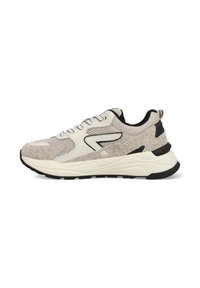 Sneaker mit einem Obermaterial aus Mesh in Beige und Creme, ausgestattet mit schwarzen Akzenten und strukturierten Details. Dicke weiße Zwischensohle mit einer schwarzen Außensohle.