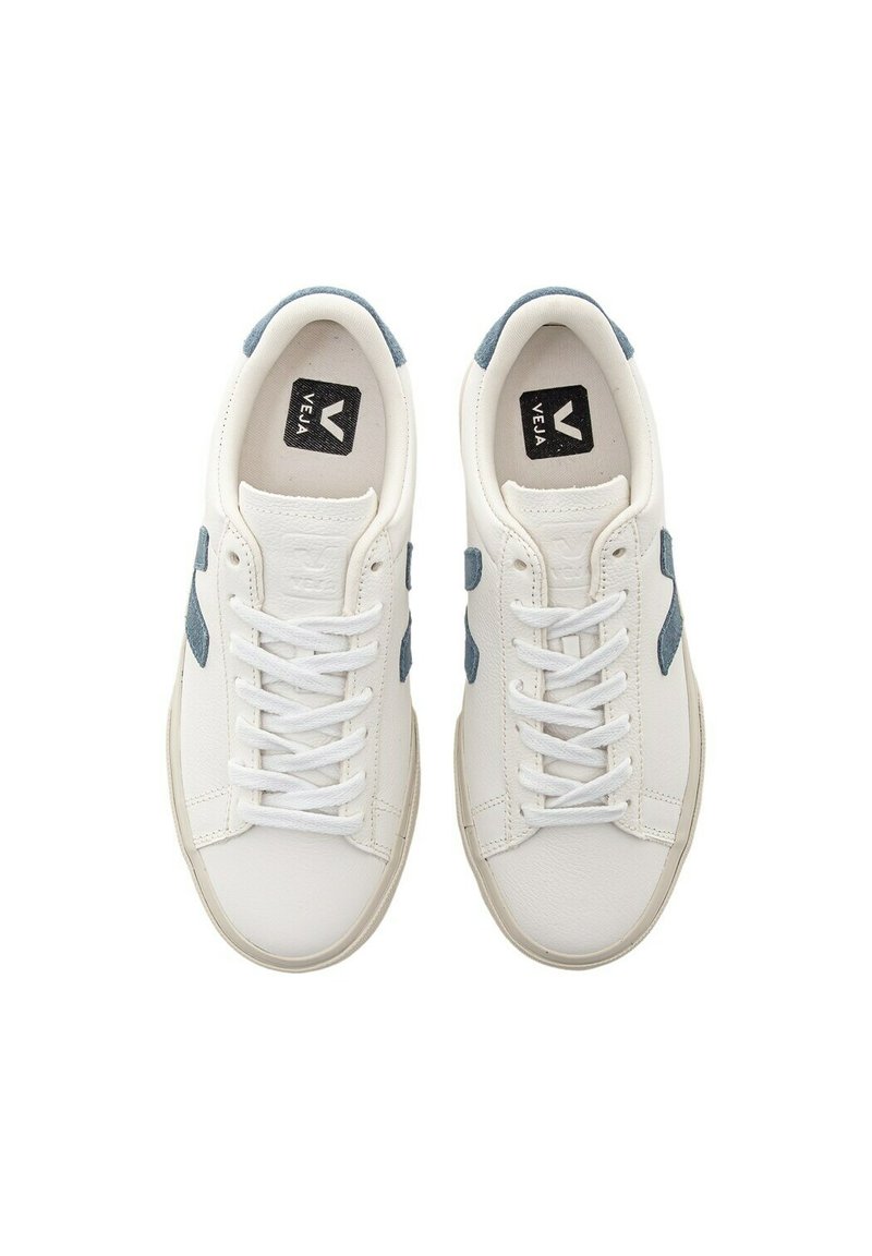 Veja CAMPO CHROMEFREE Trainers extra white california/white