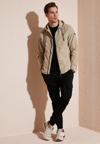 Buratti SLIM FIT - Jachetă subțire - beige
