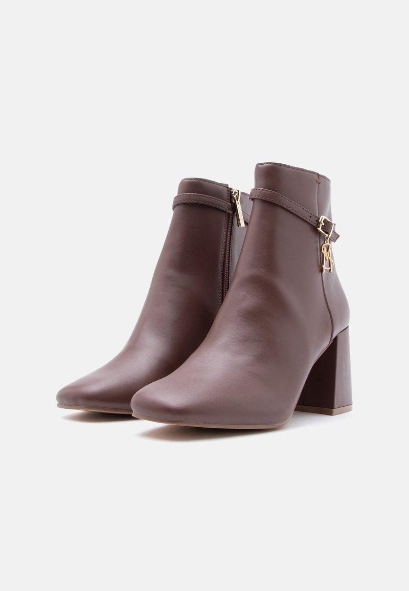 Steve Madden | Tronchetto Pattie microsuede nero – lemlò