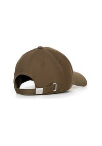 Gorra de algodón marrón con visera curva, correa ajustable y herrajes metálicos. "WITTCHEN" grabado en el panel trasero.