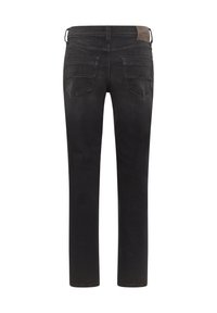 Vaqueros de denim negros con corte recto, que cuentan con dos bolsillos traseros y un parche de cuero en la cinturilla. Acabado limpio con ligero desgaste.