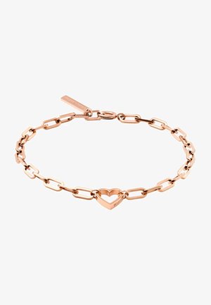 Roze gouden kettingarmband met verlengde schakels, een centraal hartvormig hangertje en een klein label voor branding. Gladde textuur met gepolijste afwerking.