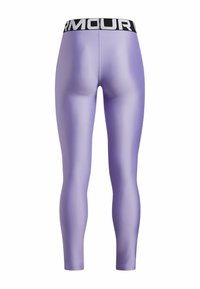 Paarse leggings met een strakke, glanzende textuur. Zwarte elastische tailleband met "ARMOUR" branding in het wit. Vormgevende pasvorm.
