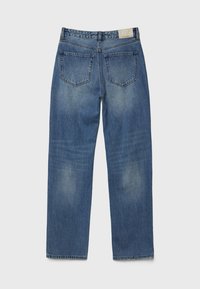 Siniset denimfarkut suoralla lahkeella, joissa on korkeavyötärö, kaksi takataskua ja hieman kulunut viimeistely. Rakeinen kangas.