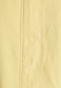 ONLY Tall ONLSKYLAR  - Casaco de verão - jojoba