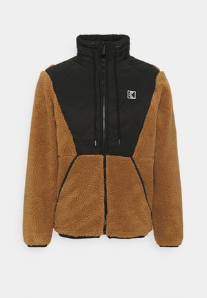 UNISEX QUILTED BLOCK WINDRUNNER - Välikausitakki - sand