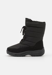 Zwarte sneeuwlaarzen met een gevoerde bovenkant, glad synthetisch materiaal, vetersluiting en een gestructureerde rubberen zool voor grip en ondersteuning.