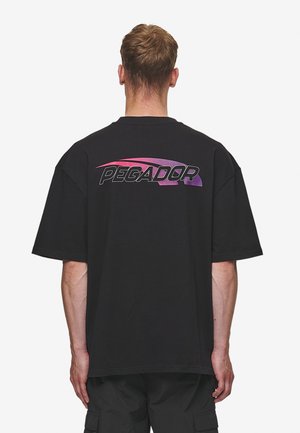 Pegador CLAYTON TEE - Print T-shirt - washed black