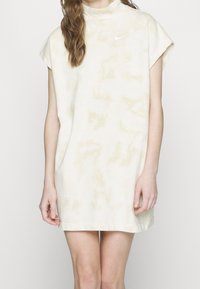 Nike Sportswear Žerzejové šaty - beige