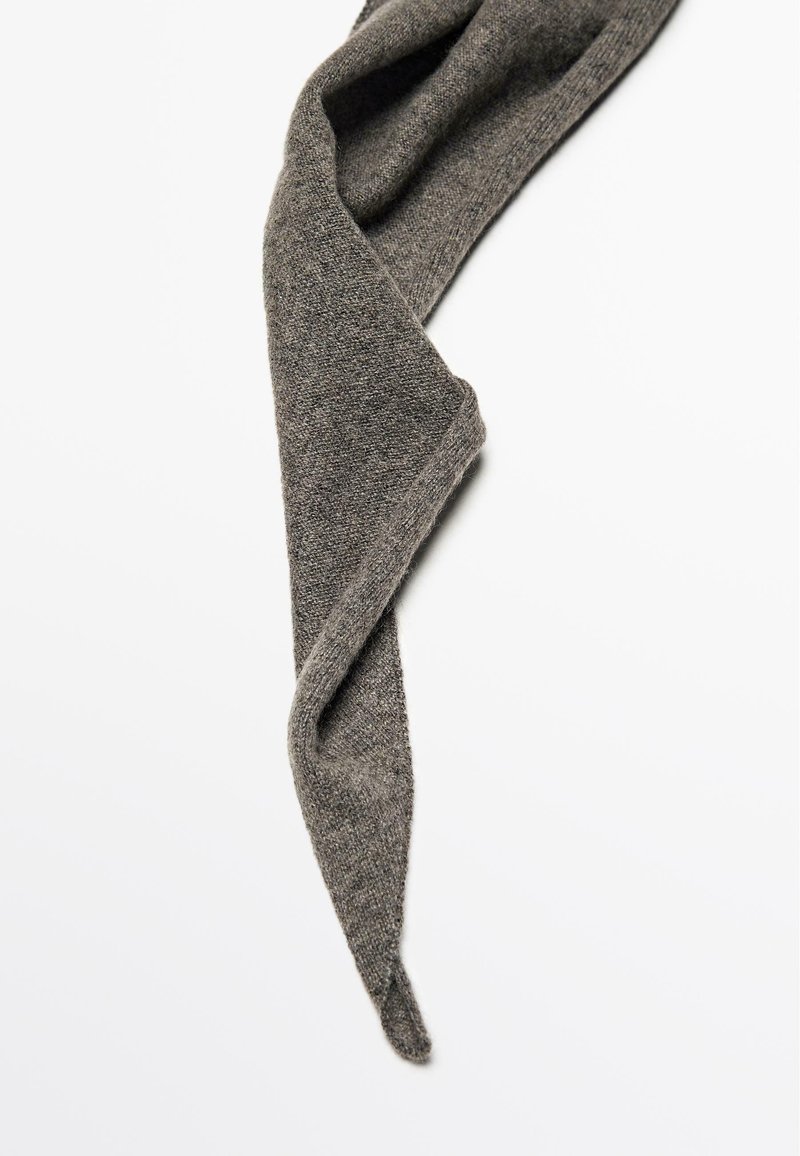 Grey Massimo Dutti Cashmere Scarf Massimo Dutti Scarf Grey