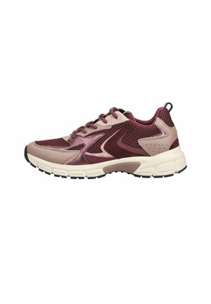 Scarpa sportiva bassa in bordeaux e rosa chiaro con pannelli in mesh e suede, suola bianca e battistrada in gomma nera, vista dal lato esterno.