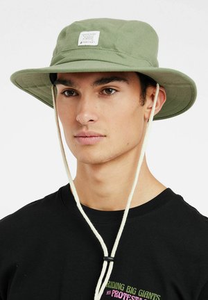 Protest PRTAMBURGH - Hoed - artichoke green