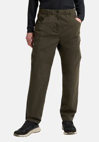 Cargo-Hosen aus dunkelolivgrünem Stoff, mit einem elastischen Bund, mehreren Taschen, geradem Bein-Design und einer glatten Textur.