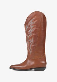 Pasirinkta, intense rust