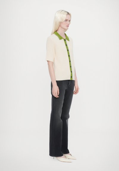 CLOSED SHORT SLEEVE - Neuletakki - ecru