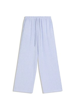 Pantaloni a gamba larga con righe verticali azzurro chiaro e bianco, con vita elasticizzata e chiusura con coulisse.