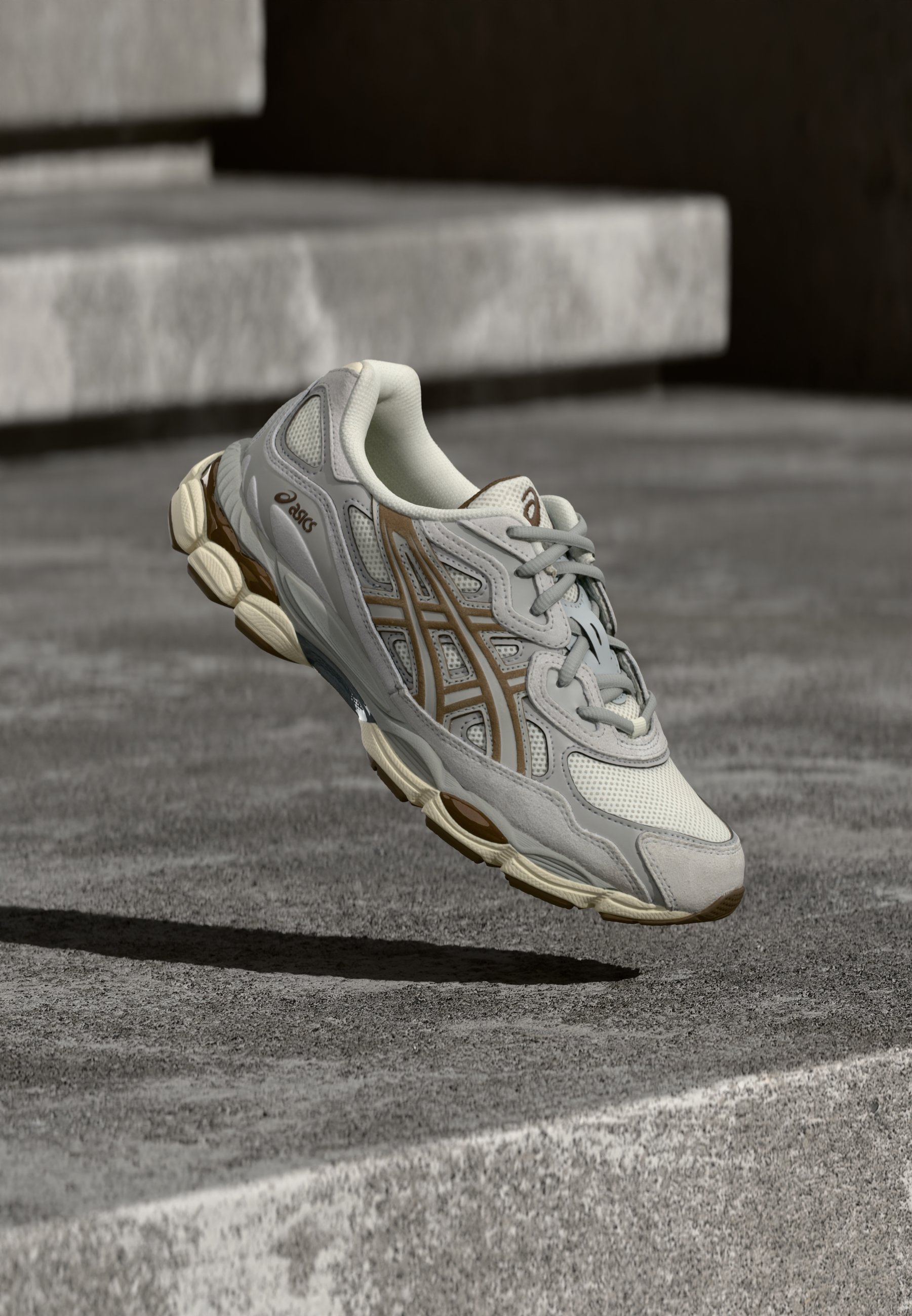 ASICS Light Gray and Pale Yellow Mesh Running Shoes 1356775.jpg main image 2