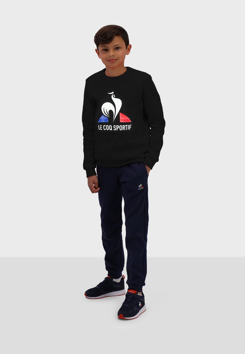 coq sportif la petite robe noire