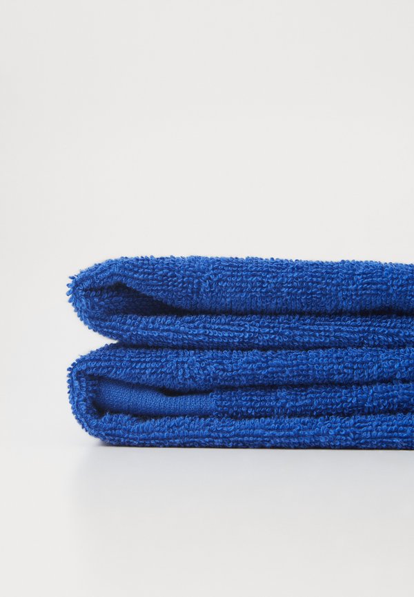 BEACH TOWEL - Beach towel4