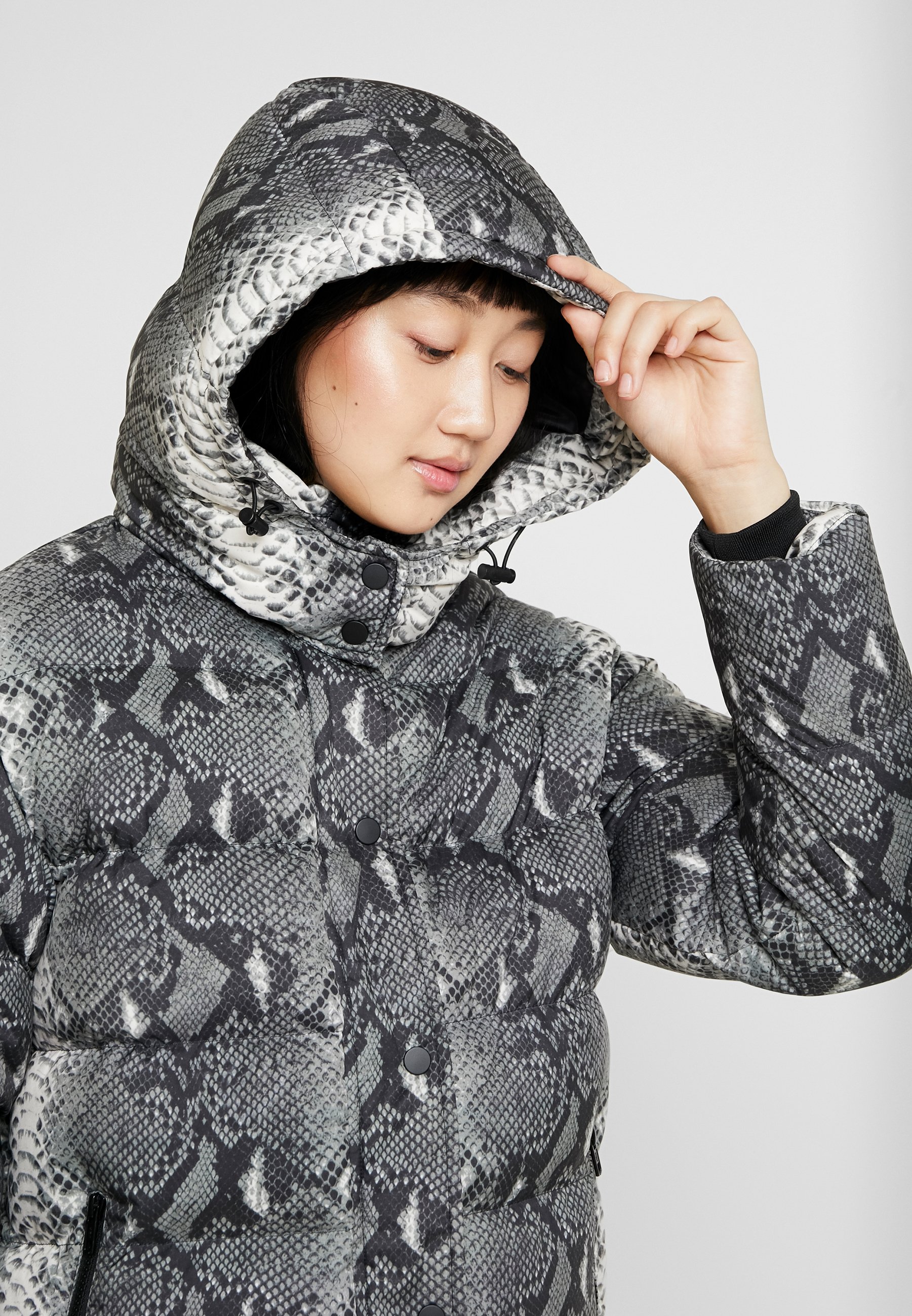 urban classics ladies hooded puffer jacket