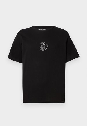 Crna majica kratkih rukava sa bijelim grafičkim prikazom polumjeseca s licem na sredini prsnog dijela, okrugli izrez i Jack & Jones oznaka unutra.