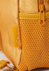 Fabrizio KINDER UNISEX - Nahrbtnik - ochre