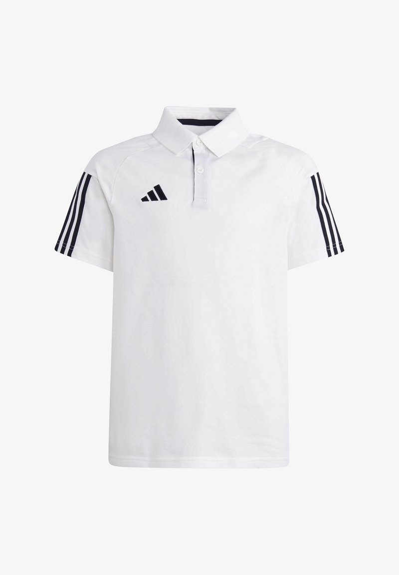 Biała koszulka polo z materiału z kołnierzykiem, z trzema czarnymi paskami na każdym rękawie i logo adidas po lewej stronie klatki piersiowej.