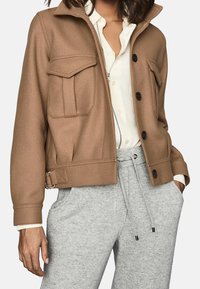 Reiss Chaqueta fina - taupe