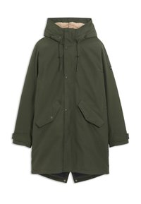 Parka verde oliva con cappuccio foderato in pelliccia sintetica, due grandi tasche frontali e bottoni a pressione lungo la parte anteriore e le maniche.