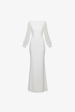 Weißes bodenlanges Kleid mit tailliertem Oberteil, rundem Ausschnitt und transparenten langen Ärmeln, verziert mit floraler Stickerei und geknöpften Manschetten.