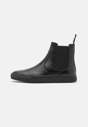 Stiefelette - black