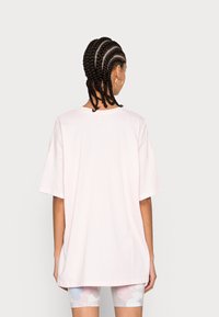 ONLY ONLMAY LIFE OVERSIZE - T-shirt básica - parfait pink solid