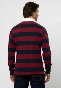 U.S. Polo Assn. TARIK - Pólóing - tibetan red