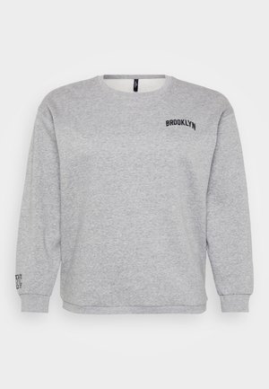 Grå sweatshirt med långa ärmar, rund hals och "BROOKLYN" broderat på bröstet. Ribbad mudd och nederkant ger struktur.