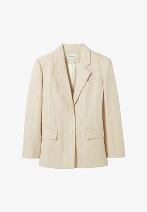 Blazer beige a righe sottili con colletto a revers, due tasche frontali e due bottoni. Tessuto liscio con vestibilità sagomata e silhouette strutturata.