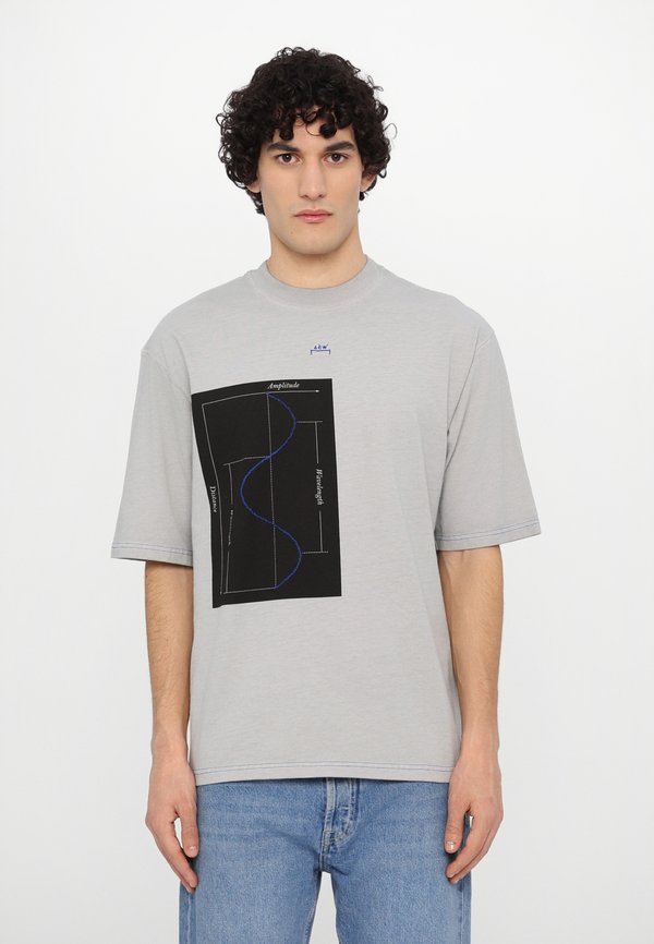 WAVEFORM - Print T-shirt