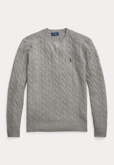 Jasnoszary, sweter z długim rękawem w warkocze, z okrągłym dekoltem i małym logo Polo Ralph Lauren na piersi.