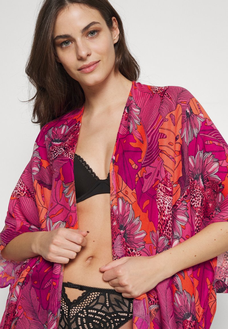 Cardigan D'été Caftan Kimono Imprimé Abstrait Rouge - Taille Unique, Style Bohème Festival