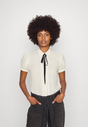 GURPREET SHORT SLEEVE BUTTON FRONT - Button-down blouse - mascarpone cream