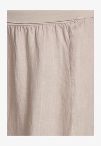 Unausgewählt, schlamm