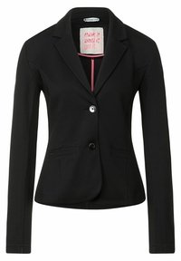 Černý přiléhavý blazer vyrobený z hladké tkaniny, s jedním knoflíkem na zapínání, dvěma předními kapsami a růžovým vnitřním štítkem.