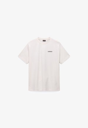 Weißes Baumwoll-T-Shirt mit kurzen Ärmeln, Rundhalsausschnitt und kleinem Aufdruck auf der linken Brust. Es hat eine entspannte, gerade Passform.