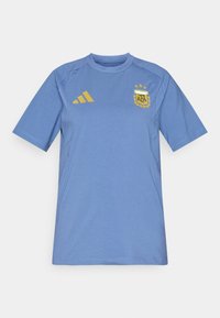 adidas Performance ARGENTINA TIRO TRAVEL TEE - Ένδυση εθνικής ομάδας - crew blue