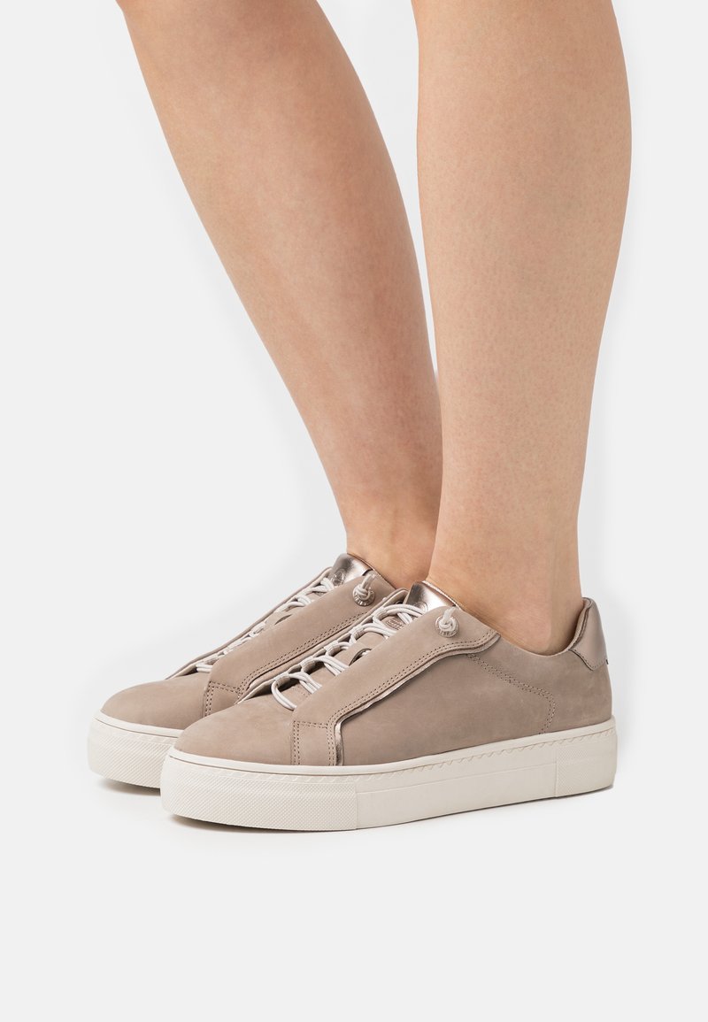 Scarpe Stringate Donna Tamaris Con Plantare TOUCHit - Pelle, Comode, Tacco Piatto 4 Cm, Collezione Core - 4