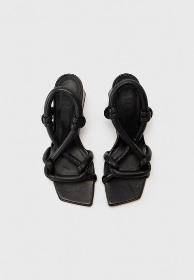 Souliers Martinez JARA  - Ψηλοτάκουνα πέδιλα - black